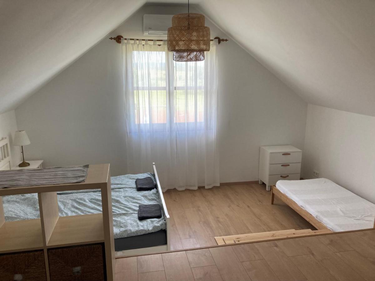 Zánka Karadi Apartman מראה חיצוני תמונה